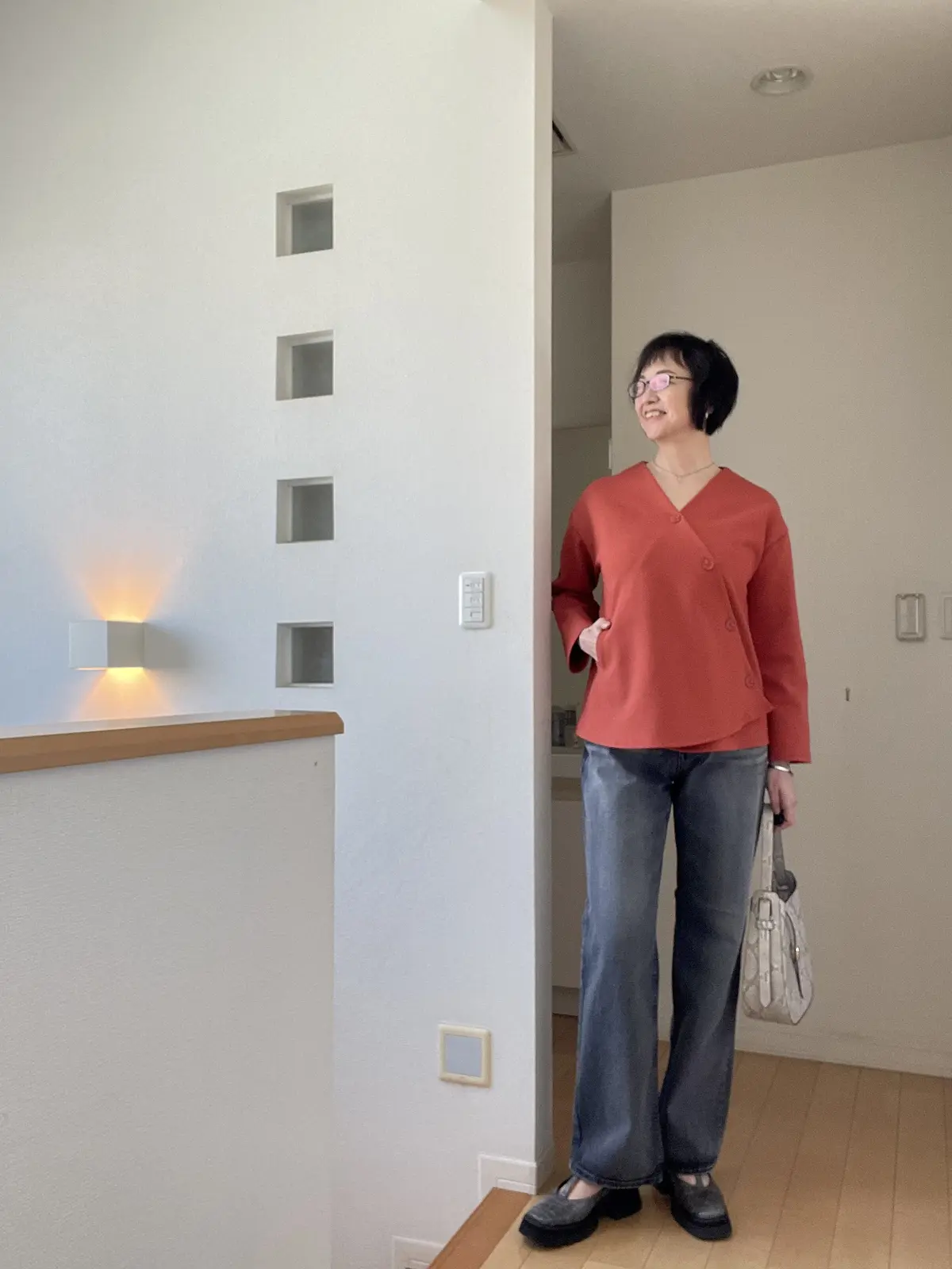 春コーデ♡カラートップス×グレーデニム合の画像_2