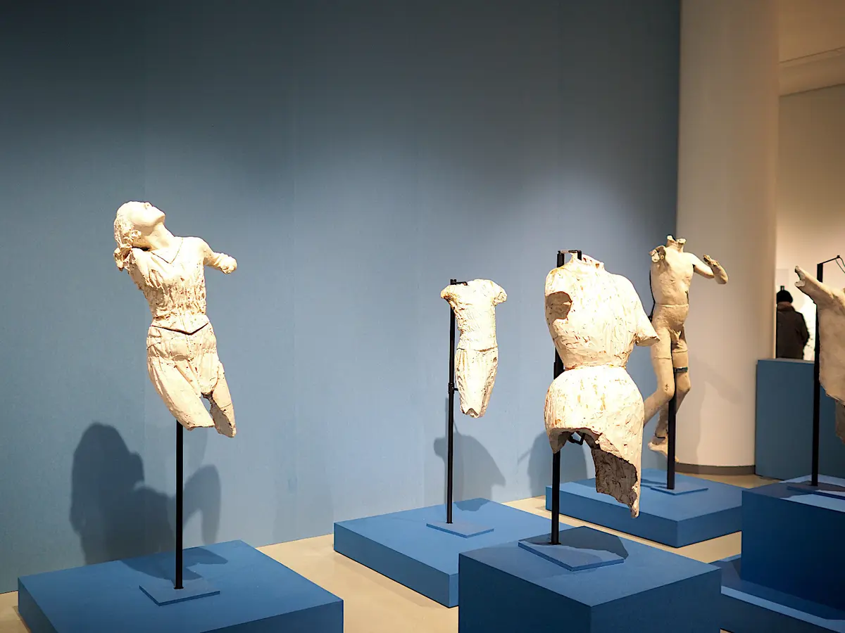 アントニ・ガウディ　サグラダ・ファミリア聖堂、降誕の正面