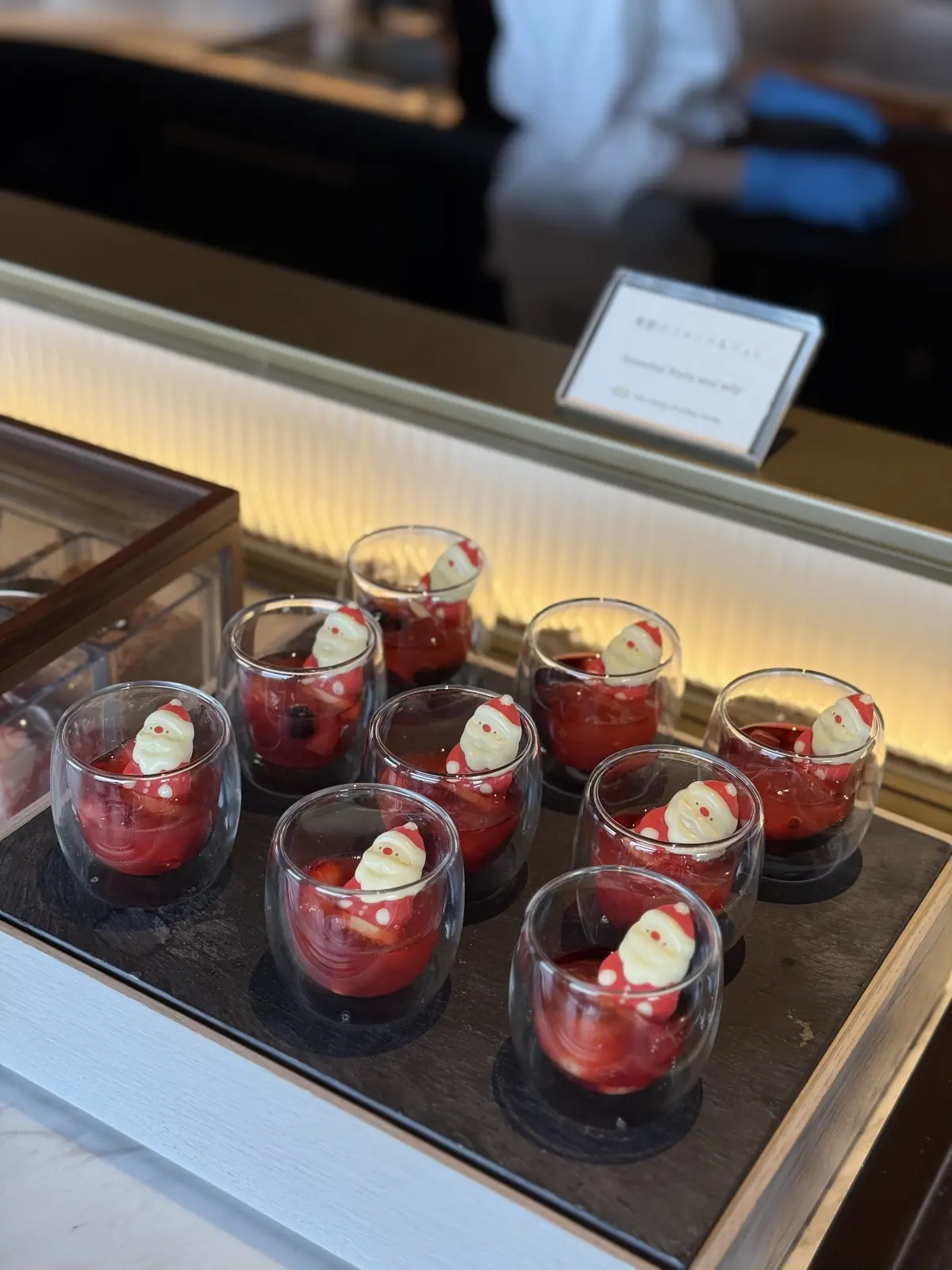 クリスマスはホテルでコース仕立ての豪華ビの画像_16