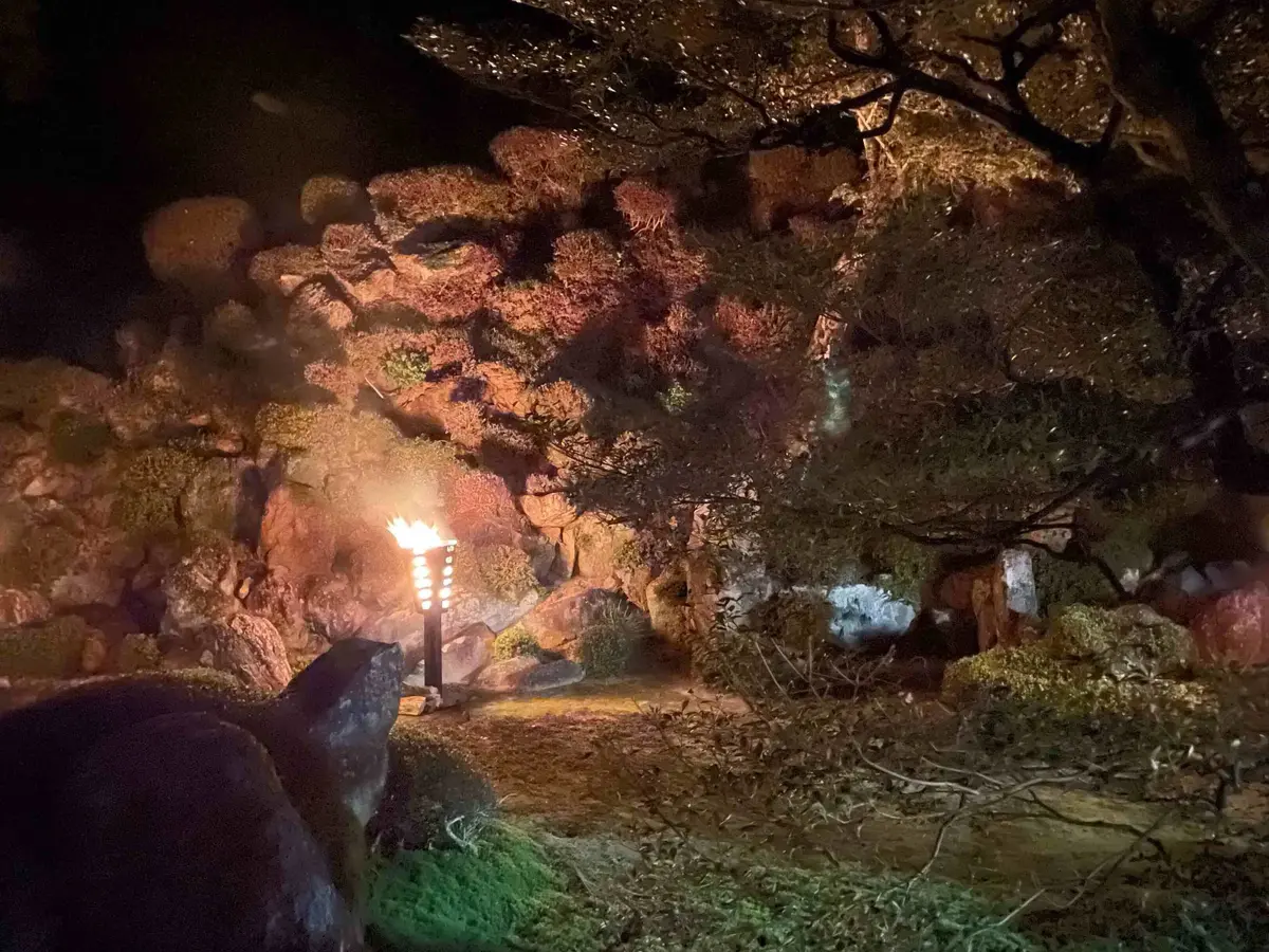 由緒正しい寺院はアートでいっぱいの画像_4