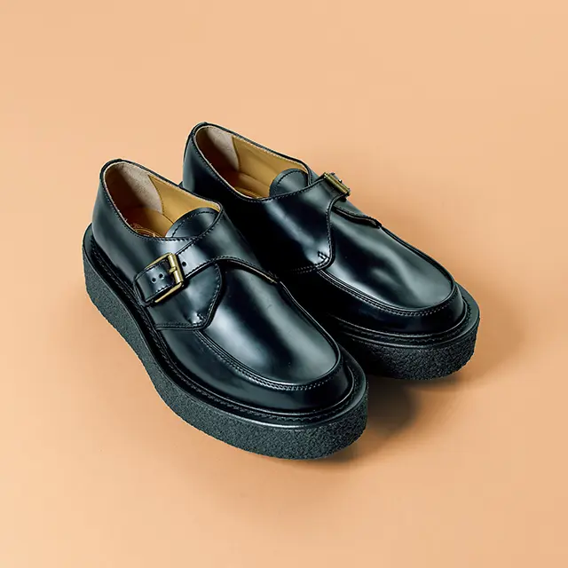 トッズのモンクシューズ