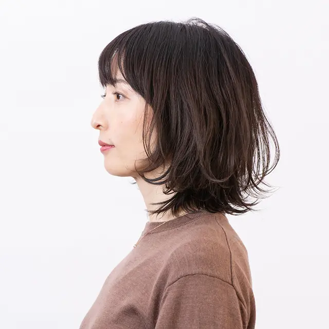 毛先の動きでボリュームを感じさせる、ワザありボブ