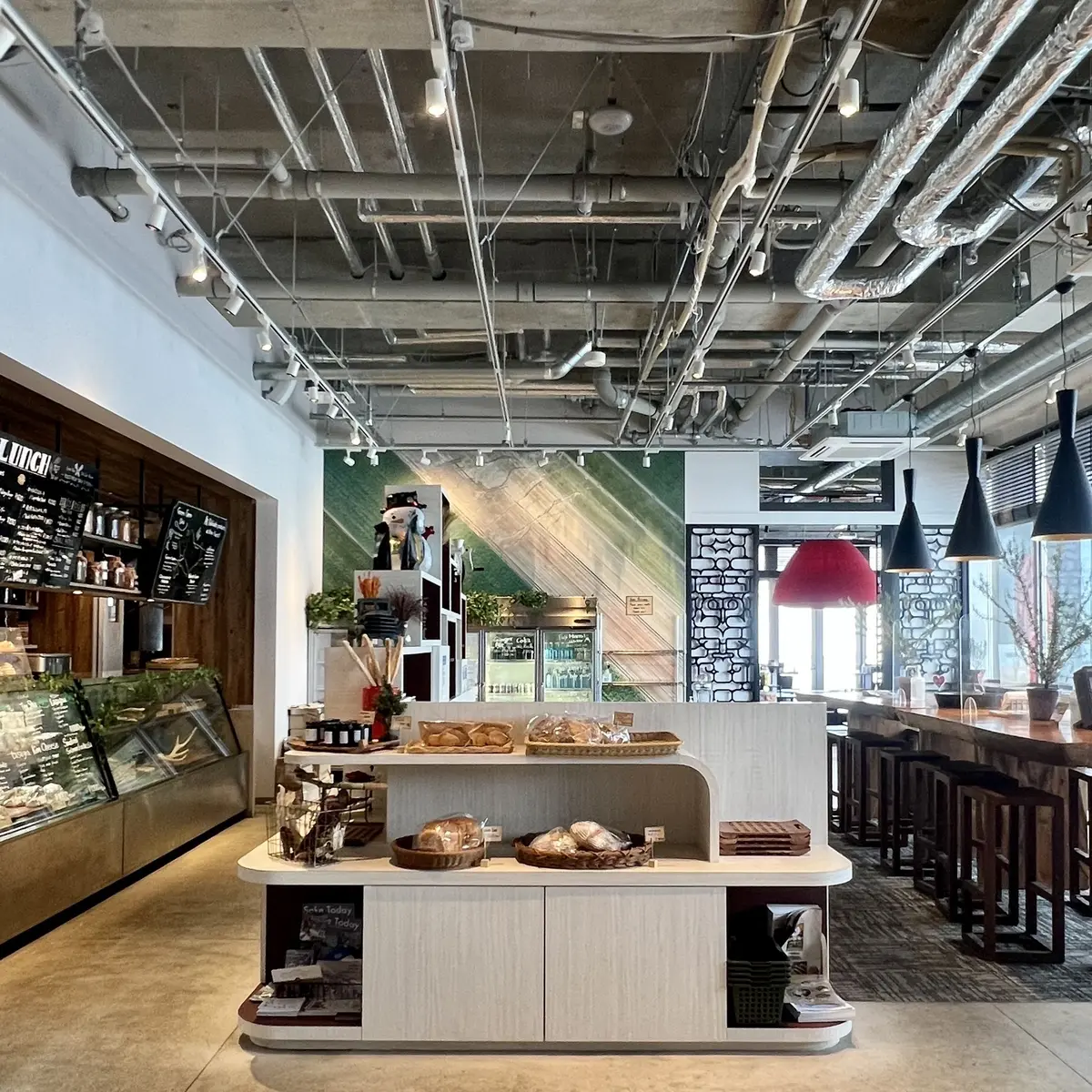 ニセコのカフェ「Green Farm Cafe」の店内