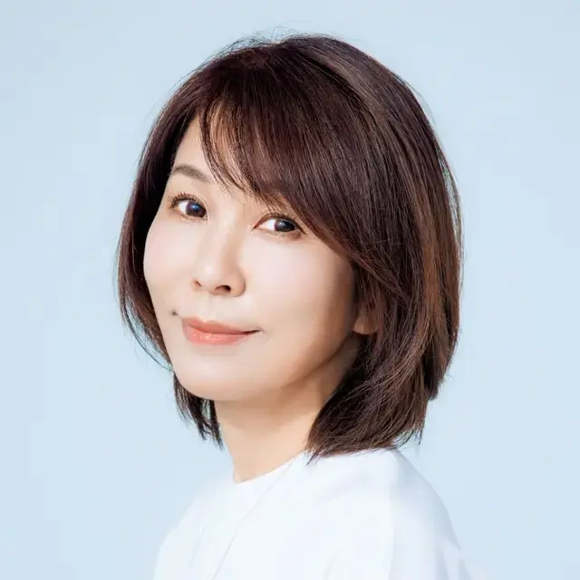 【50代におすすめのミディアムヘア60選】ボリューム不足や白髪をカバーして脱おばさん！若見えミディアムヘア