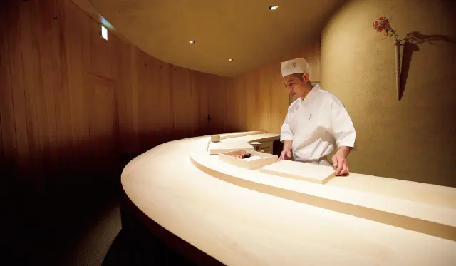 プロダクト・空間デザイナーの二俣公一による店の設計