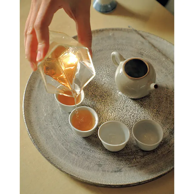 現代作家や骨董を 織り交ぜた道具も素敵