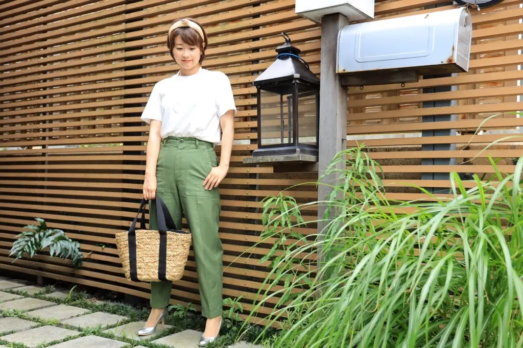 アラフィーの「白Tシャツが似合わない」問の画像_3