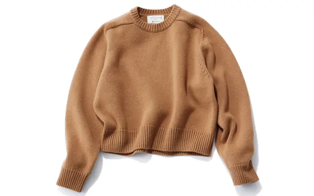 スタイリスト 徳原文子さん マッキントッシュ×バトナーのクルーネックニット