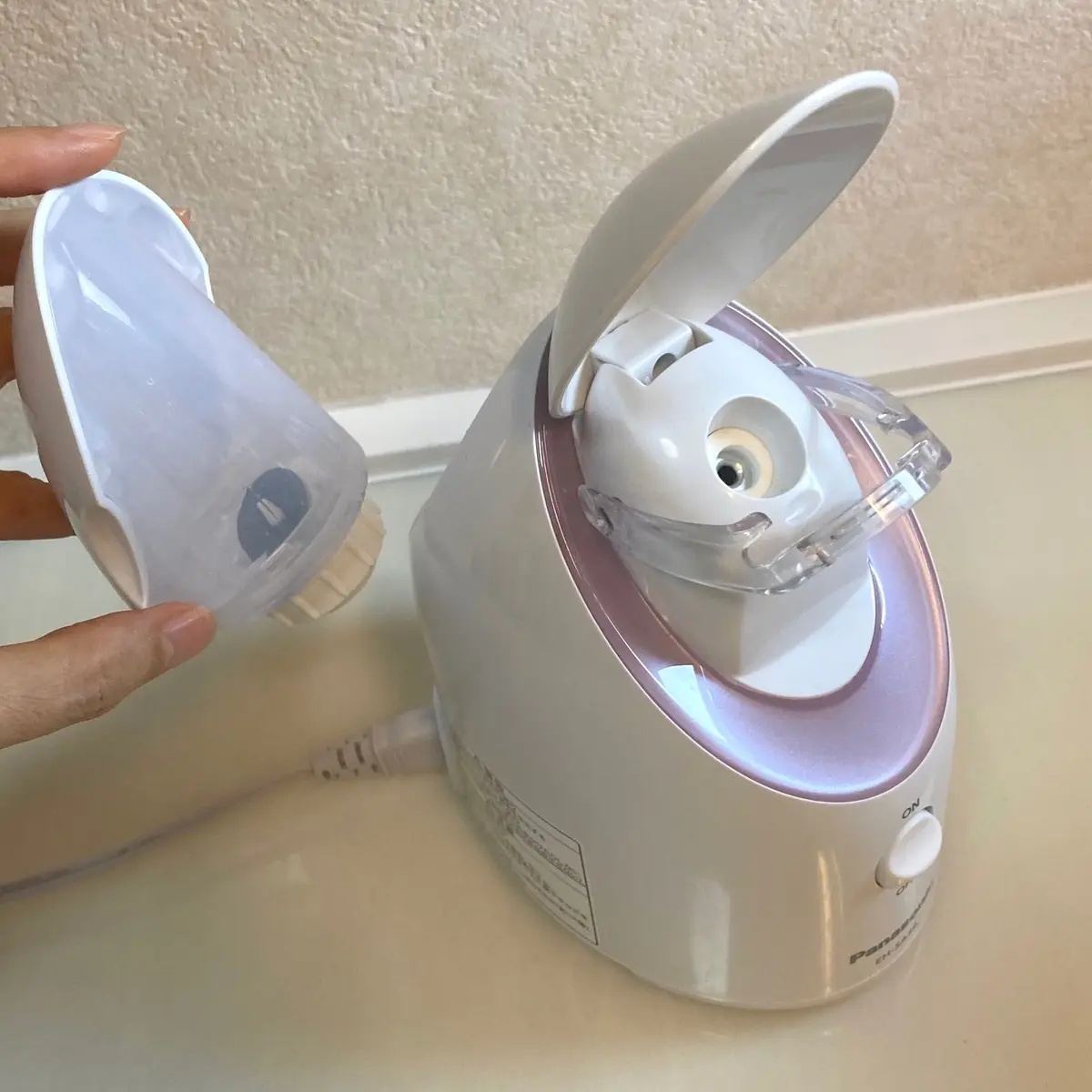 美容スチーマー　Panasonicのスチーマー ナノケア