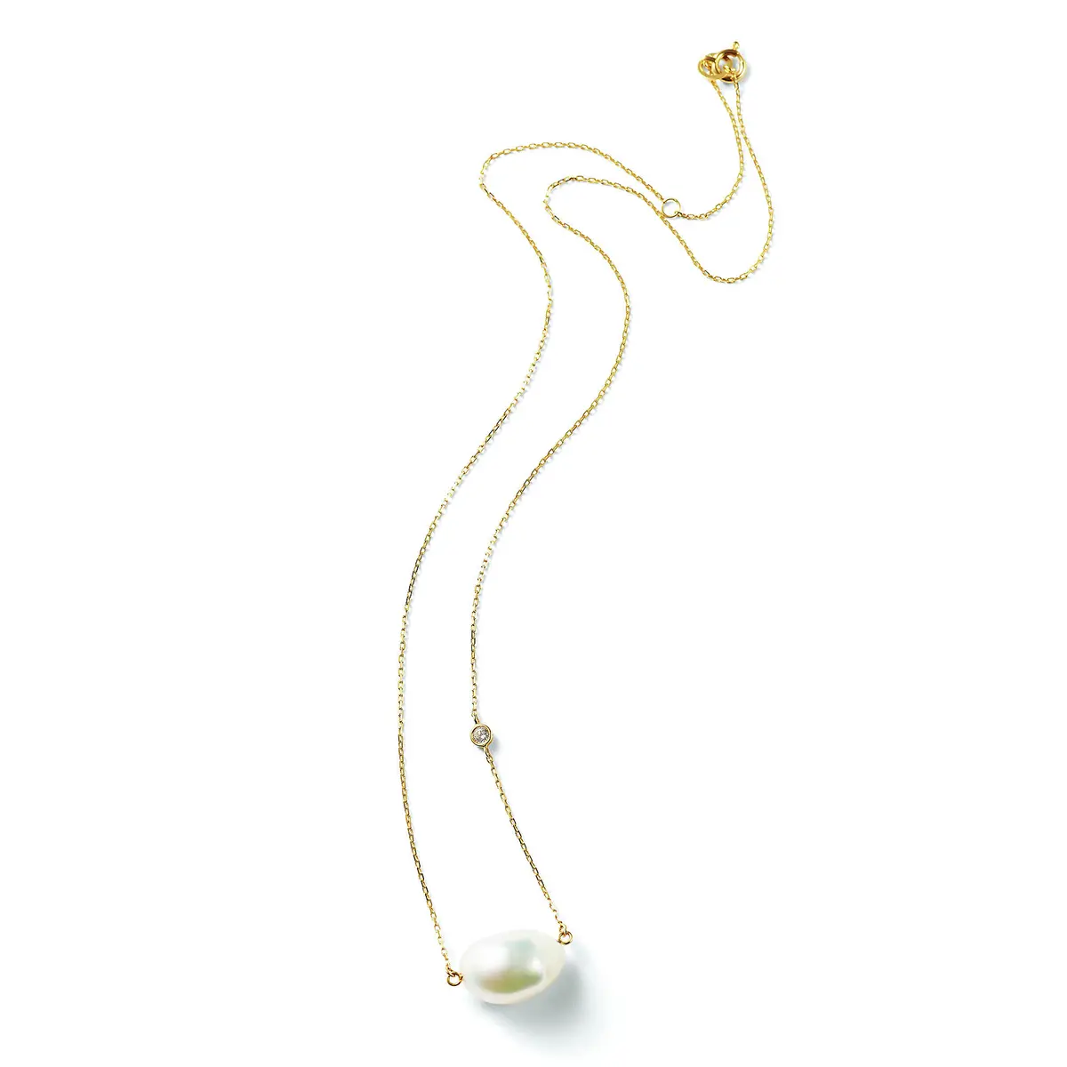 薄着の季節こそ、輝きで差をつける！大人の画像_2