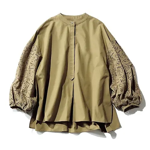 3位  E by eclat　袖レースブラウス