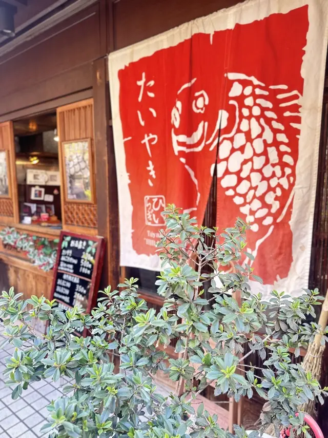 グレー×水色コーデで恵比寿グルメなholの画像_3