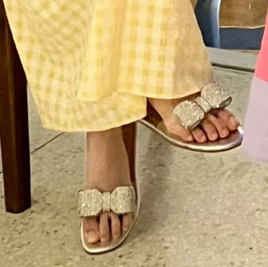 ZARAリボンサンダル