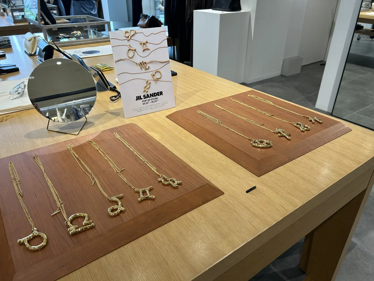 シャツワンピースで落ち着きコーデ♪の画像_6