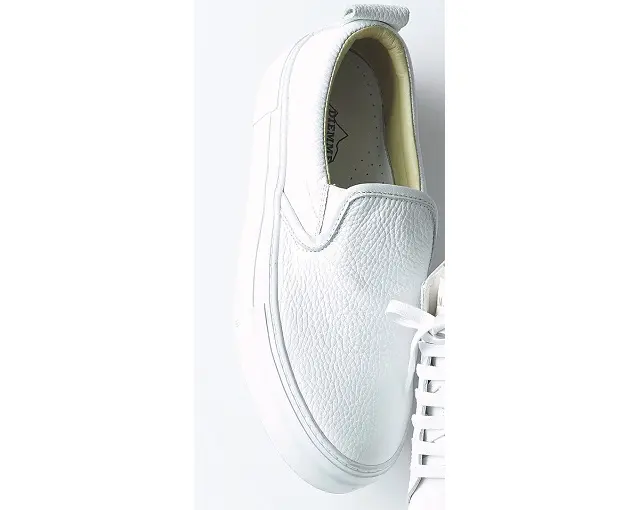 靴￥38,500／モールド（ディエッメ×チノ）