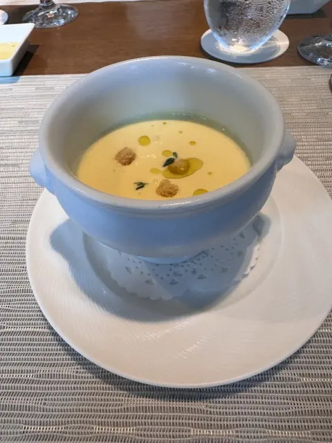 ブラックコーデに抜け感を出して夏のランチの画像_5