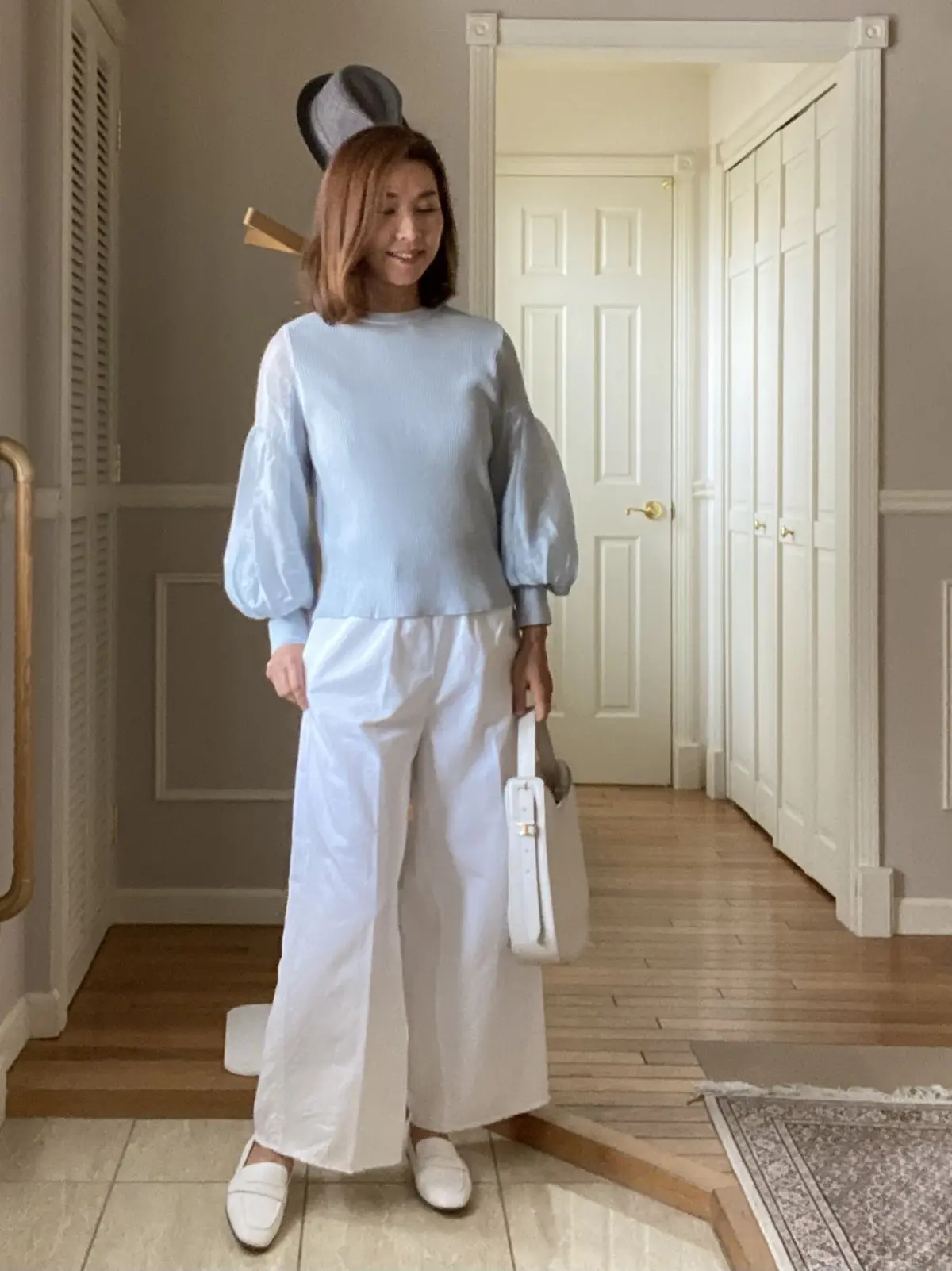 透け感で上品！着映えトップスの画像_4