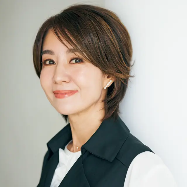 ダイヤ形フォルムとヘナカラーでツヤと立体感を両立した美髪ショート エクラ華組 鈴木たま江さん