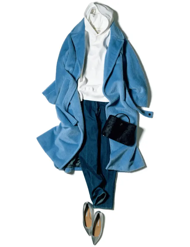 くすみブルーのテディコートコーデ