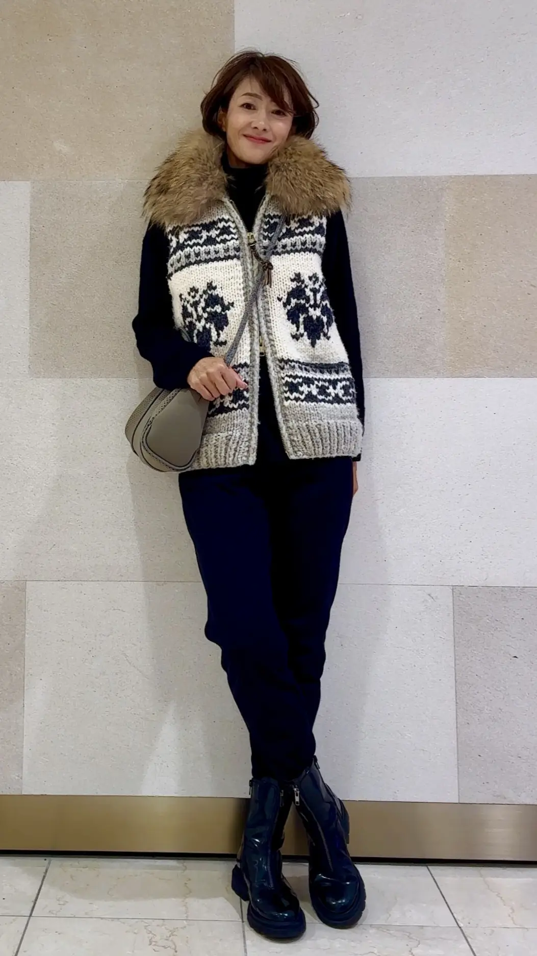 ホワイトに続きブラックも購入！冬の神アイの画像_7