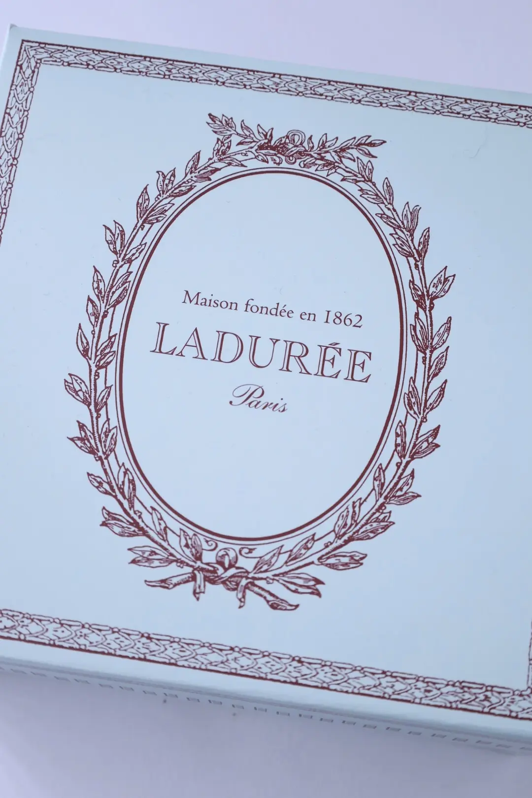 LADURÉE　ラデュレ　箱　