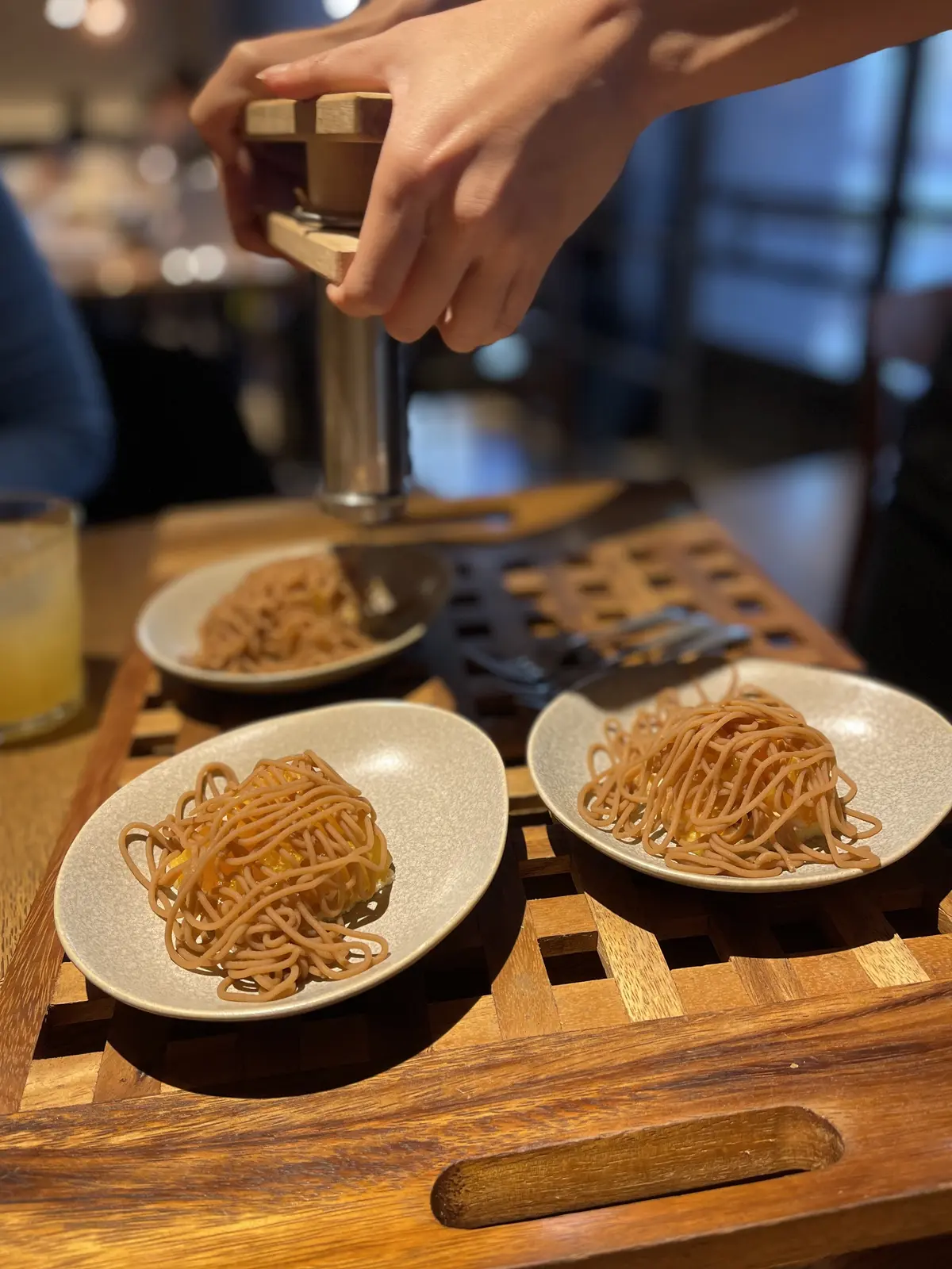 グレーコーデで華組横浜ランチの画像_4