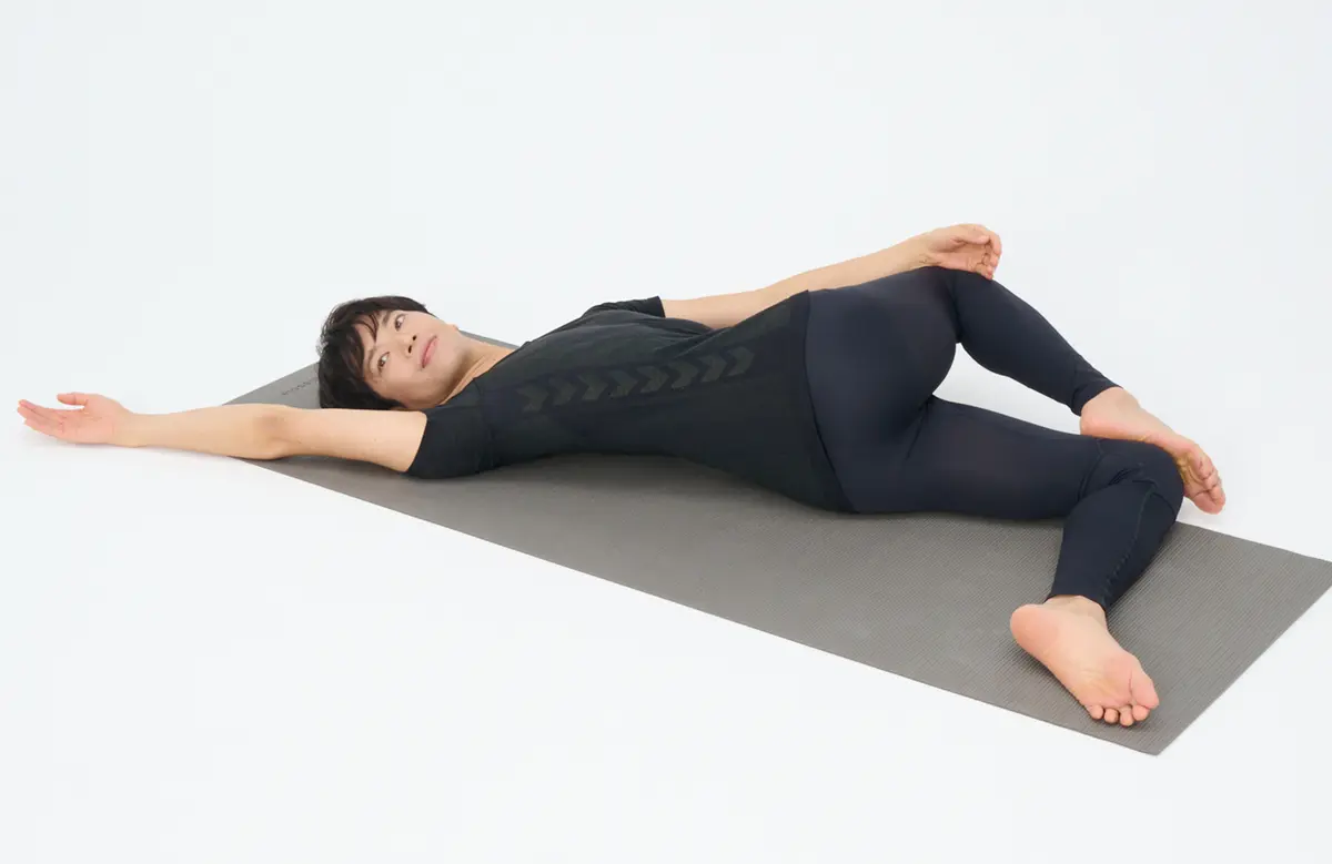 OurAge×Webエクラ　背骨ひねりひざパタパタ_4