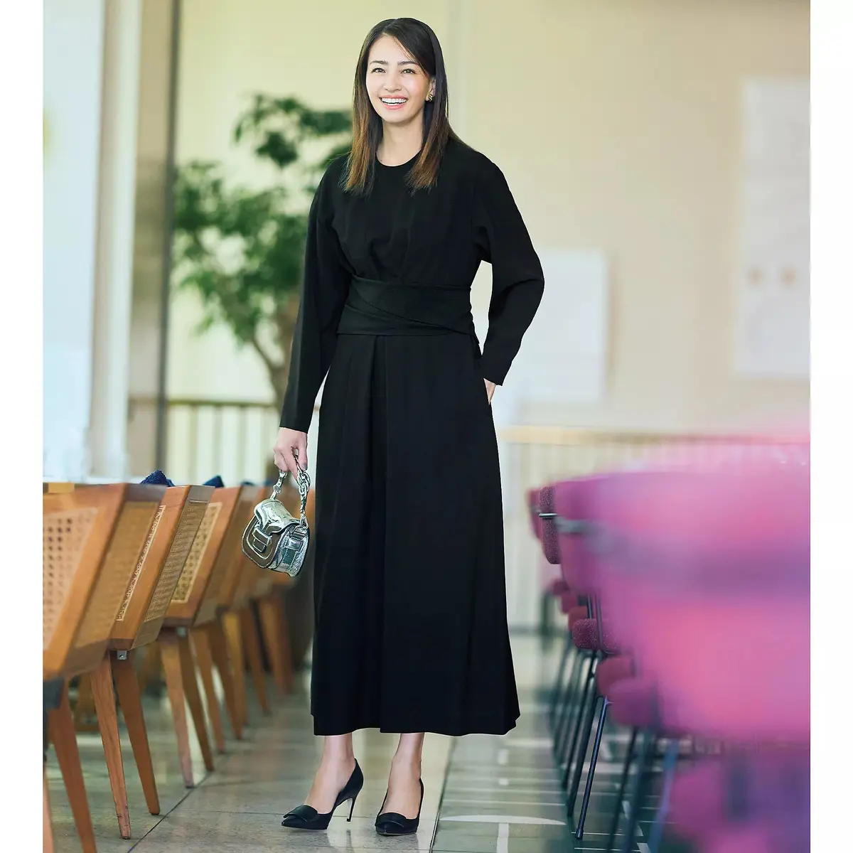 「久しぶり!」の集まりに。華やかさと体型の画像_10