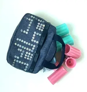 ポーチ入りのホットカーラー