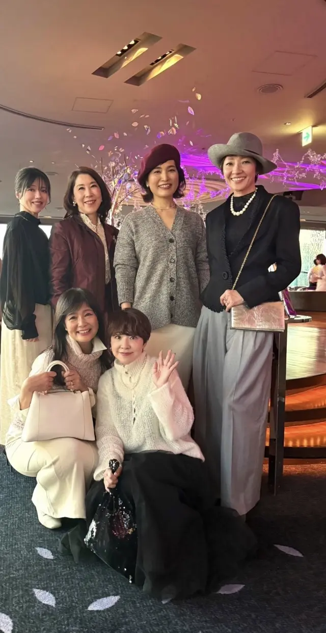 アフタヌーンティーパーティで素敵なJマダの画像_14