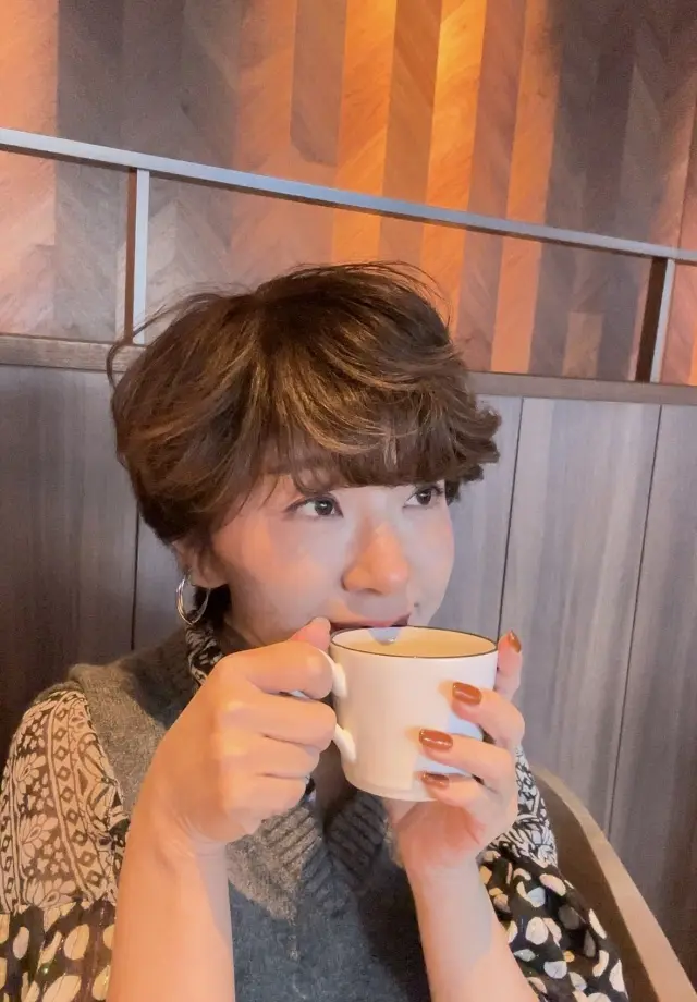 秋のミーティングにZARAのニットベストの画像_8