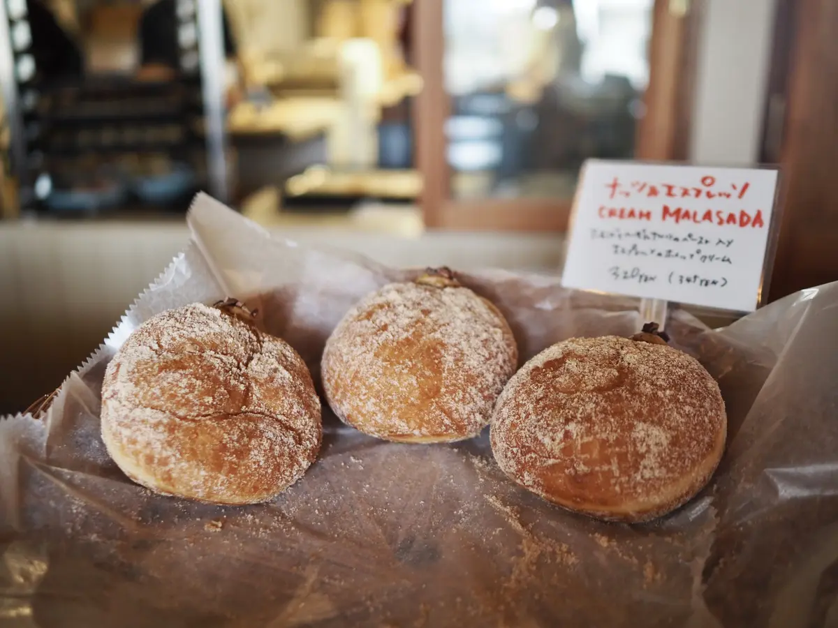 鎌倉、海の近く。桜と浜辺とパン屋さんへ朝の画像_19
