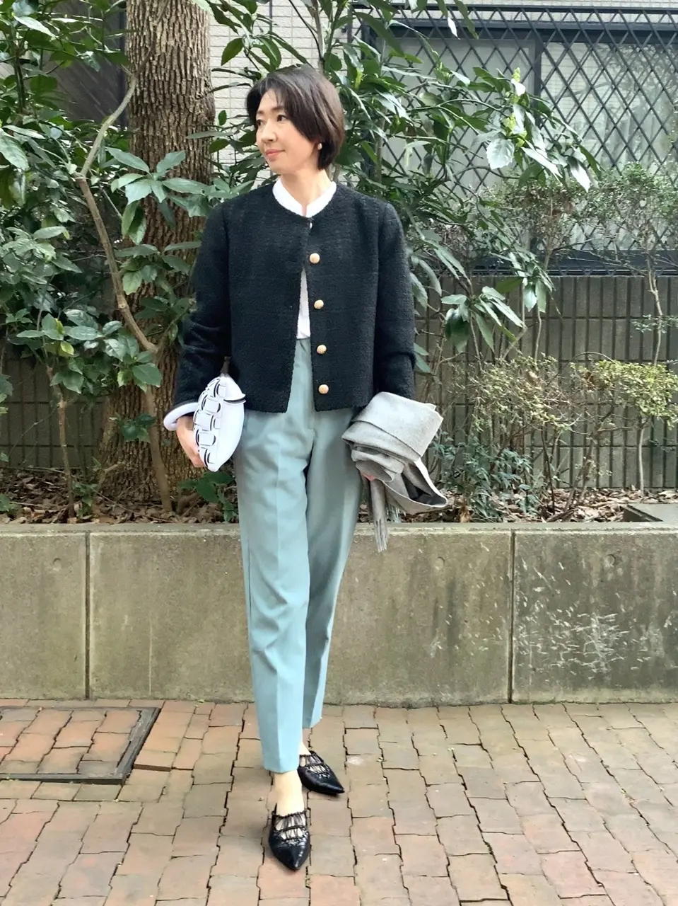 ZARA黒ツイードジャケット＋パンツコーデ①