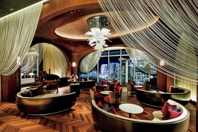 17.ラウンジ&バー