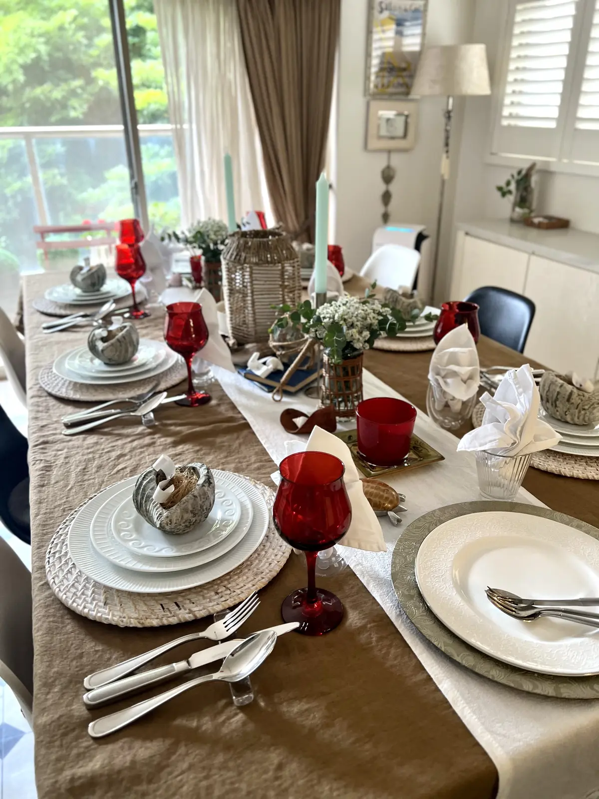 大きい貝殻のオブジェを加えたコーディネートに変更！