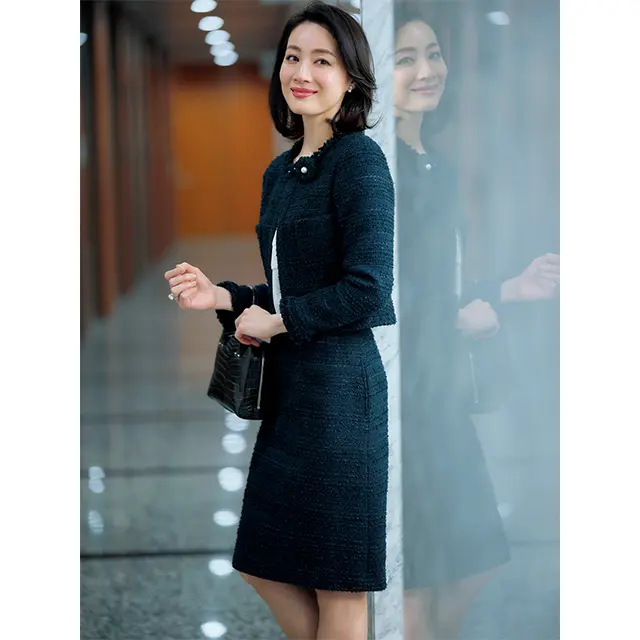 表情豊かなツイードに気品漂う華やかさをオン