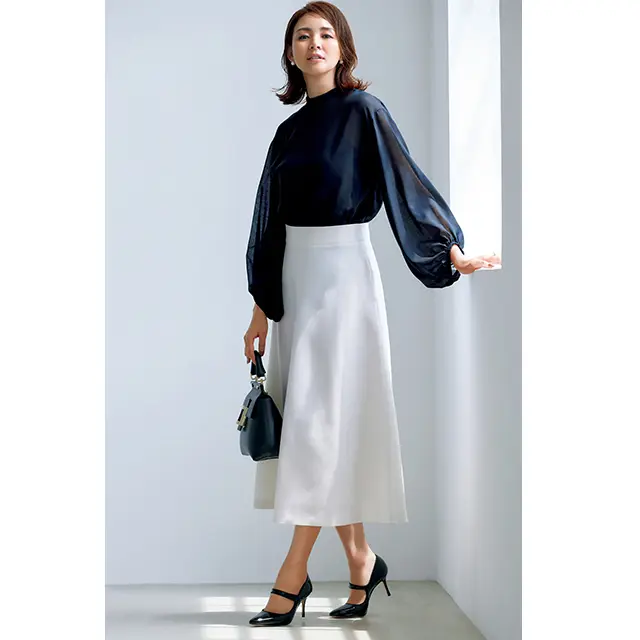 大人顔のメリージェーンが フェミニンコーデを刷新