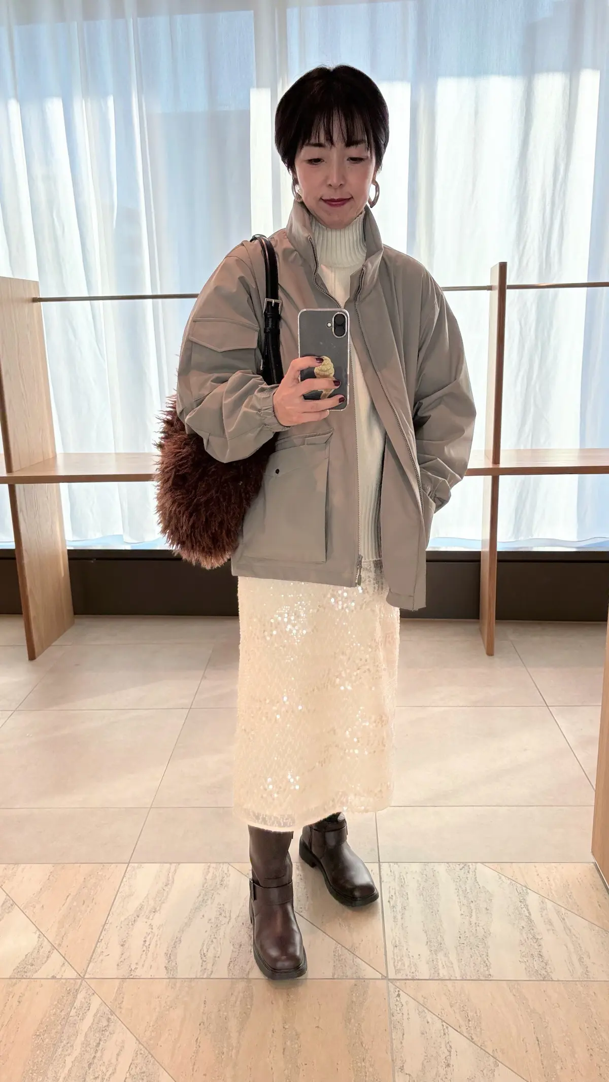 高輪ゲートウェイ駅で自撮り