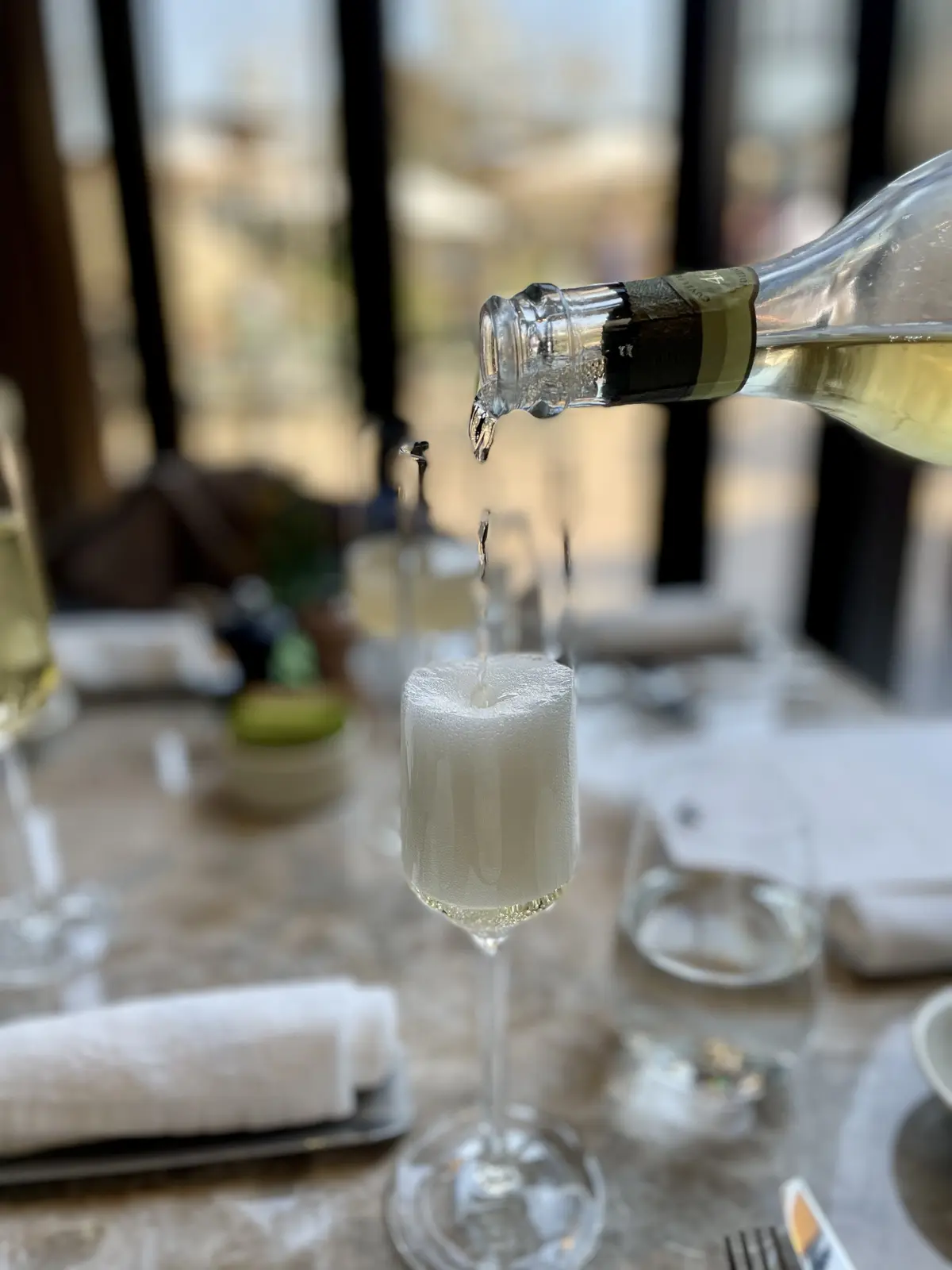 洗練された空間で味わう、ジャヌ東京メルカの画像_1