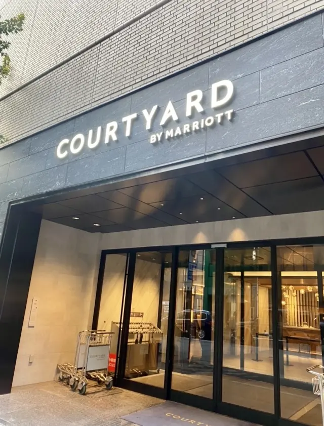 暑い日、ユニクロの色違いのタンクトップでの画像_3