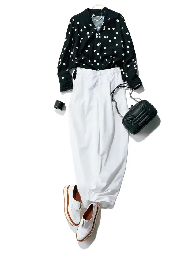 モノトーンだからこそかなう潔くクリーンなフレンチシック