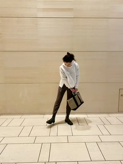 コンラッドで朝食を♡ニットパンツコーデ　の画像_4