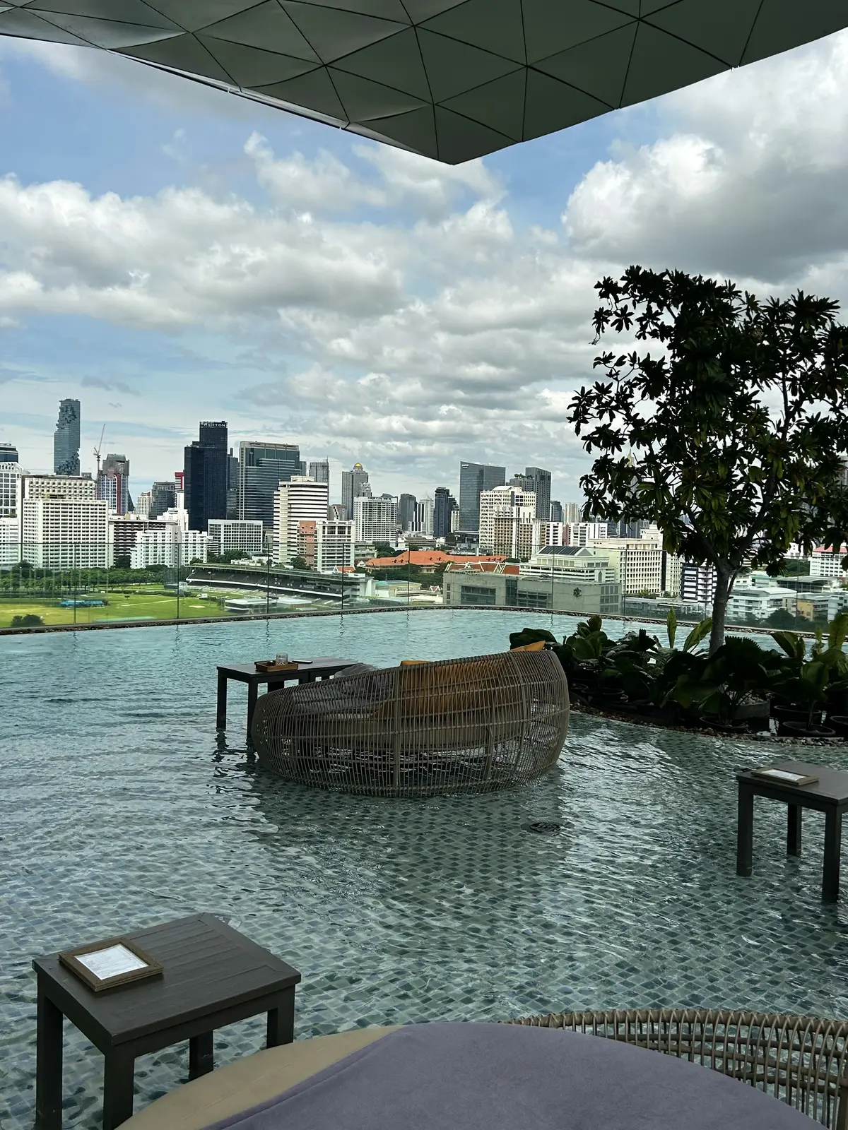 ウォルドーフ・アストリア・バンコク　　Waldorf Astoria Bangkok　タイ