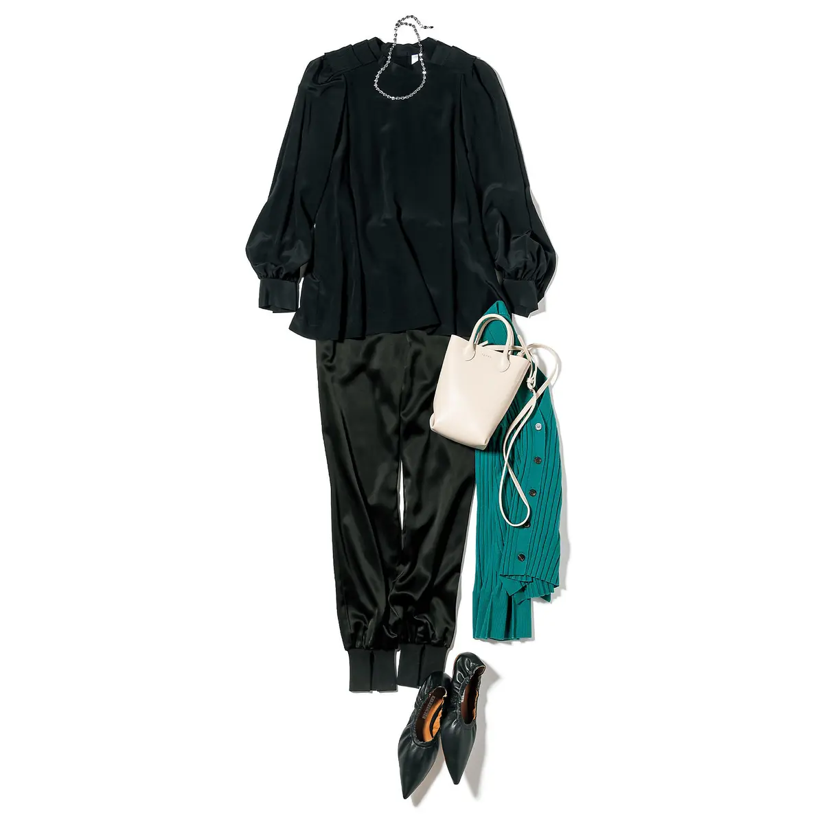 秋冬の装いが華やぐ艶素材が新登場 の画像_3