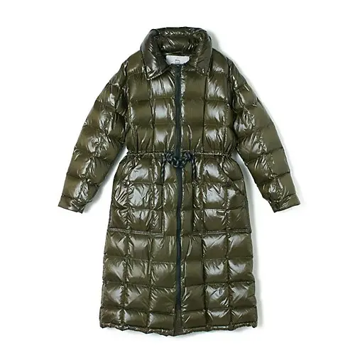 富岡佳子さんがまとう「WOOLRICH」の画像_2