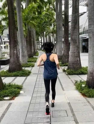 心地いい空気を感じるためにトレーニングウェア＆シューズを相棒に