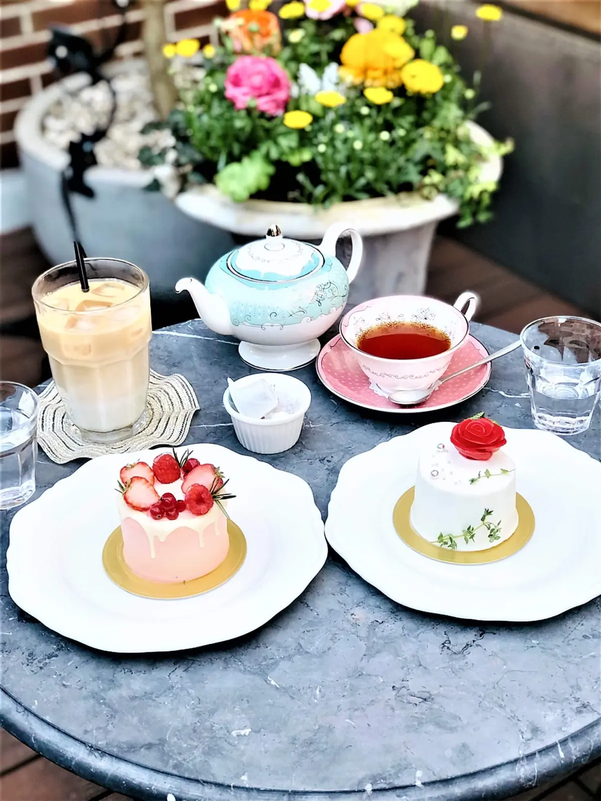 「ビズ」のスタイル映えスカートに可愛いケの画像_4