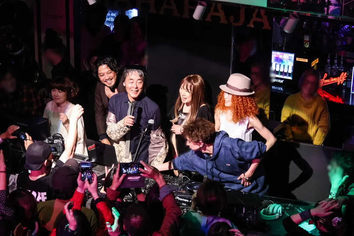 【SATURDAY NIGHT FEVEの画像_2