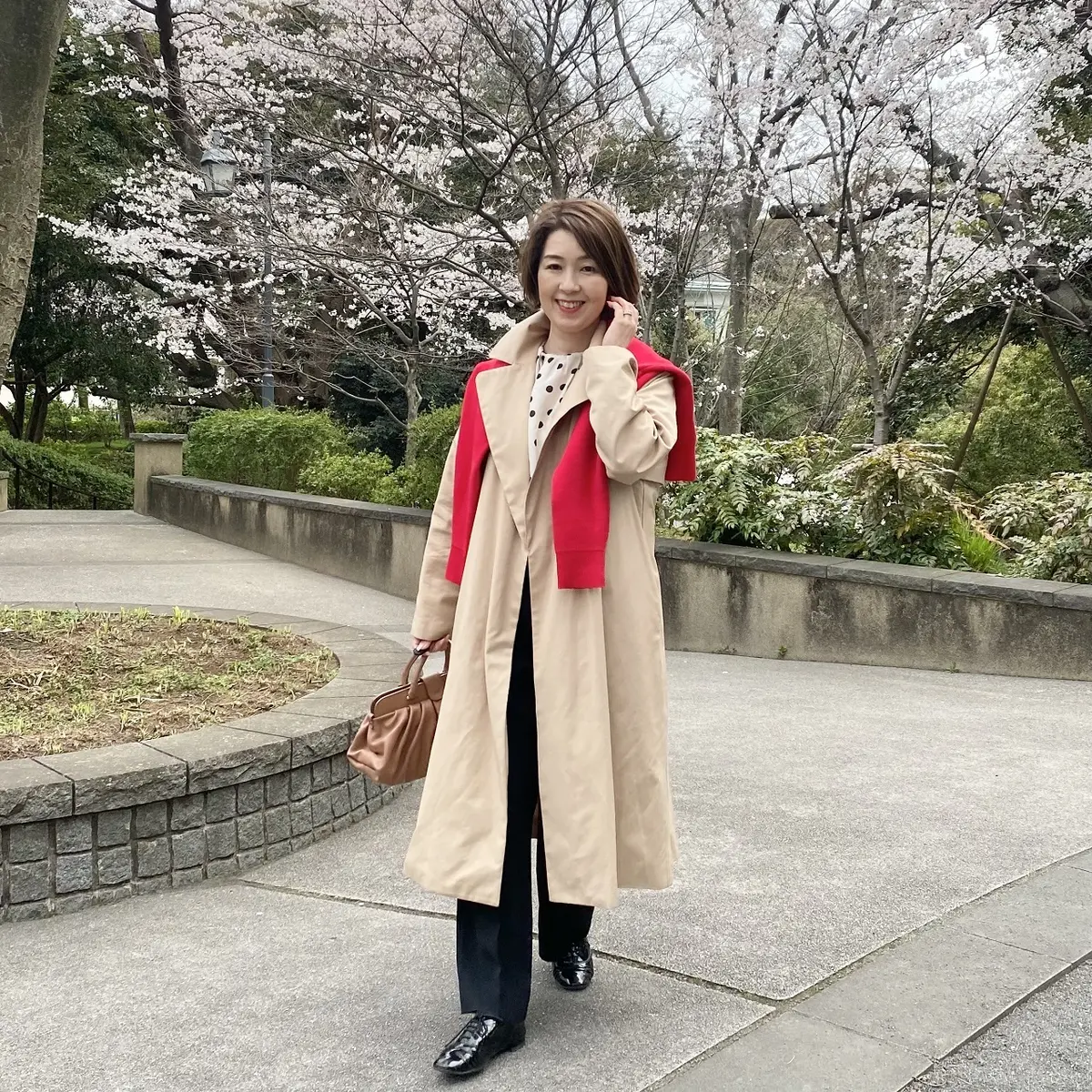 ドット柄ブラウスでバースデーランチへ♪の画像_9