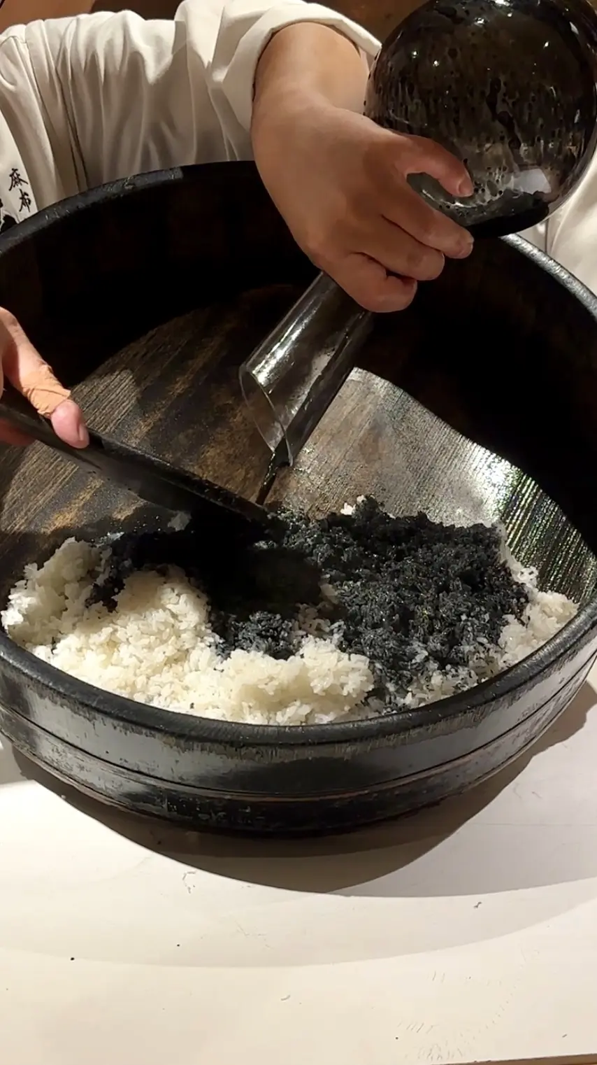 インナービューティー寿司 麻布「黒しゃりの画像_3